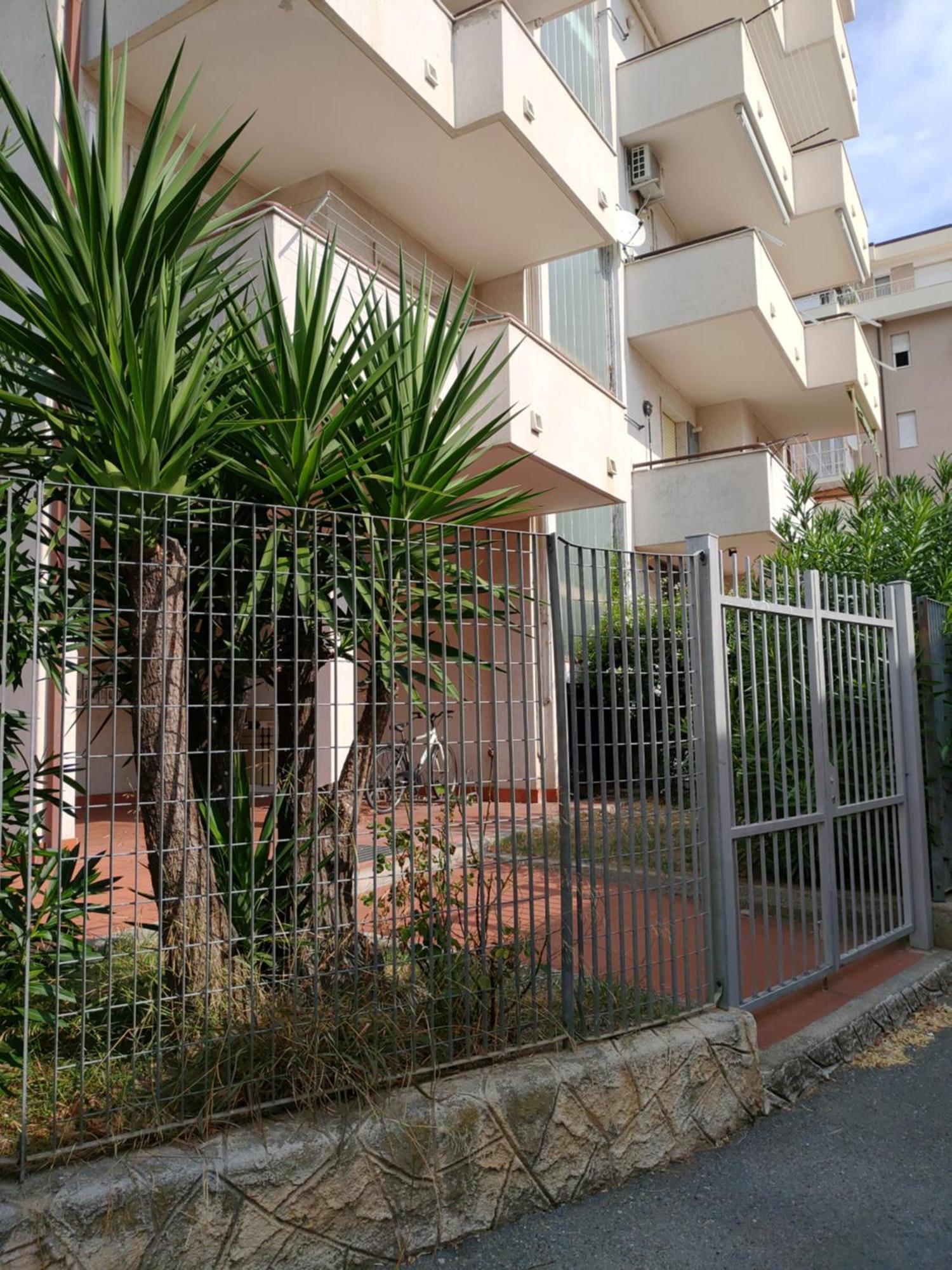 La Casa Di Flavio Casa Vacanze Albenga Exteriér fotografie